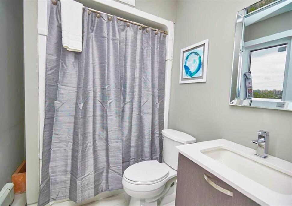 Luxury Boutique 2 Bedroom Condo - 1B 나이아가라 폭포 외부 사진