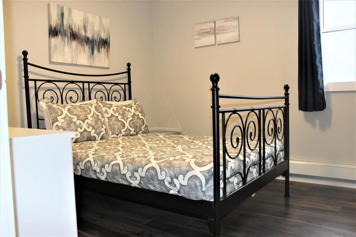 Luxury Boutique 2 Bedroom Condo - 1B 나이아가라 폭포 외부 사진