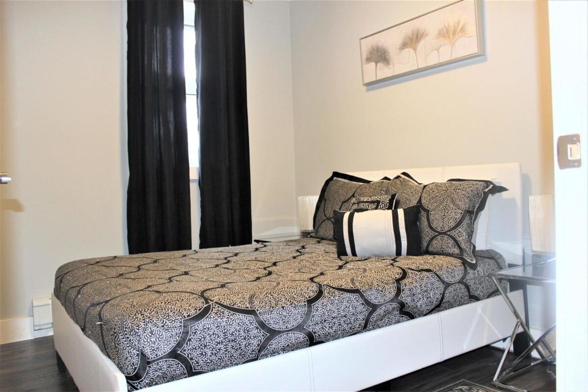Luxury Boutique 2 Bedroom Condo - 1B 나이아가라 폭포 외부 사진